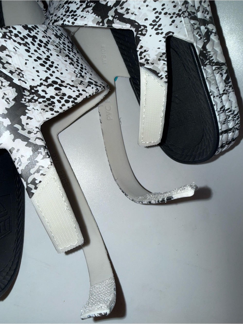 NEW WITH TAGS Reef Women's Water Vista Waterproof Sandals - Picture 6 of 7
